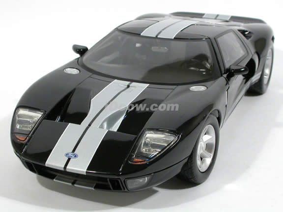 2004 Ford GT diecast model car 1:12 scale die cast by Motor Max - Black