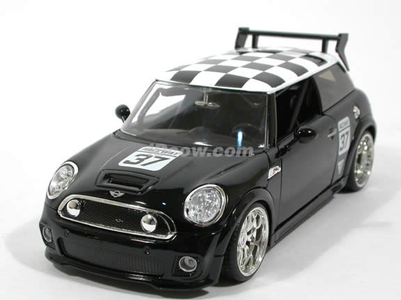 2007 Mini Cooper S diecast model car 1:24 scale die cast by Jada Toys - Black Racing