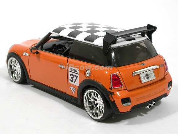 2007 Mini Cooper S diecast model car 1:24 scale die cast by Jada Toys - Orange Racing