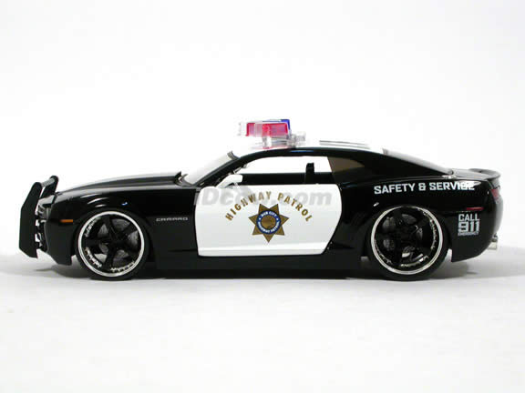 2006 Chevy Camaro Police diecast model car 1:24 scale die cast by Jada Toys - 91823