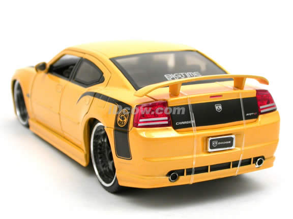 2006 Dodge Charger SRT8 Super Bee diecast model car 1:24 scale die cast by Jada Toys - Yellow 90795