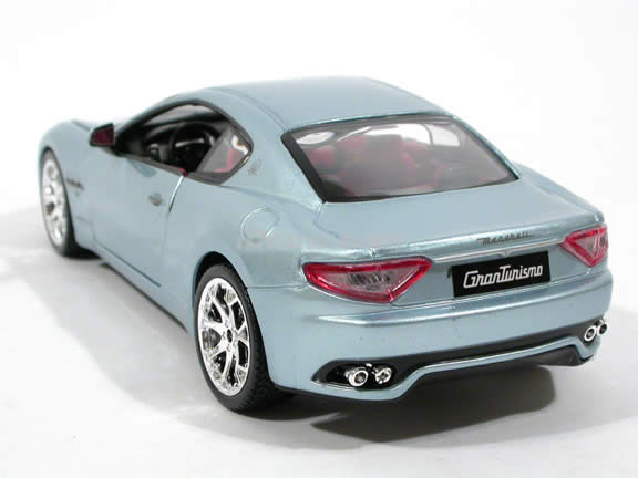 2008 Maserati Gran Turismo diecast model car 1:24 scale die cast by Bburago - Metallic Blue 24036