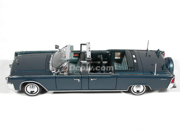 1961 Lincoln X-100 Kennedy Presidential Limo diecast model car 1:24 scale die cast by Yat Ming