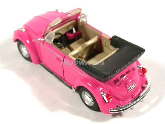 1970 Volkswagen Beetle Cabriolet diecast model car 1:43 scale die cast by Hongwell - Hot Pink