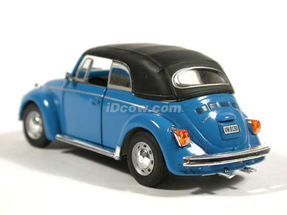 1970 Volkswagen Beetle Cabriolet diecast model car 1:43 scale die cast by Hongwell - Blue