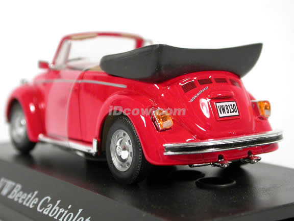 1970 Volkswagen Beetle Cabriolet diecast model car 1:43 scale die cast by Hongwell Cararama - Red