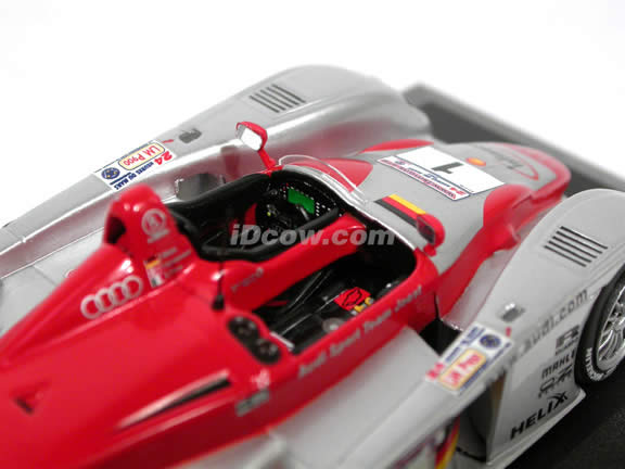 2002 Audi R8 #1 Le Mans Winner diecast model car 1:43 scale die cast by ixo