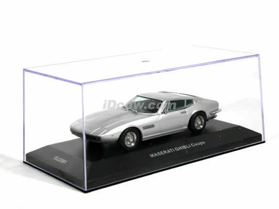 1971 Maserati Ghibli Coupe diecast model car 1:43 scale die cast by ixo - Silver CLC051