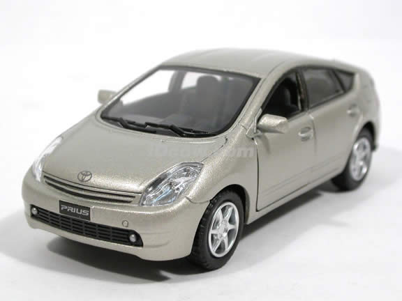 2006 Toyota Prius diecast model car 1:34 scale by Kinsmart - Champaign