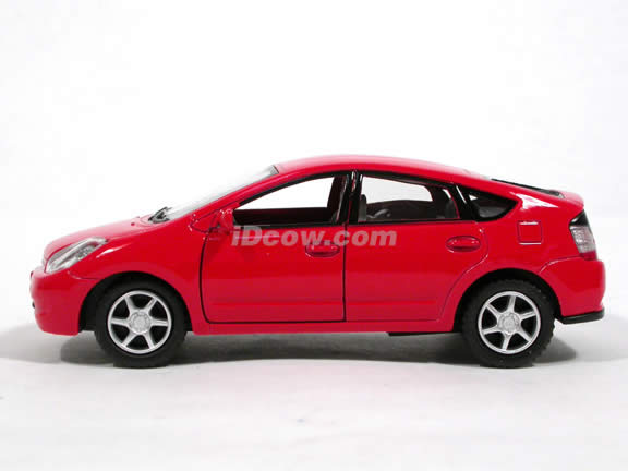 2006 Toyota Prius diecast model car 1:34 scale by Kinsmart - Red