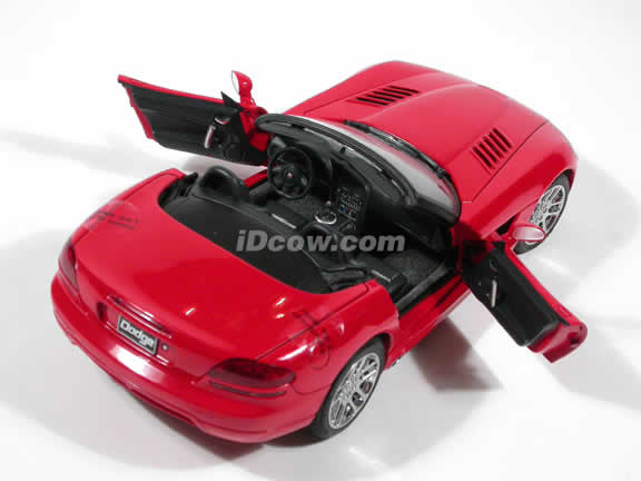 2003 Dodge Viper SRT-10 diecast model car 1:18 scale by AUTOart - Red