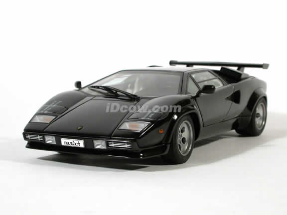 1985 Lamborghini Countach diecast model car 1:18 scale 5000 S by AUTOart - Black
