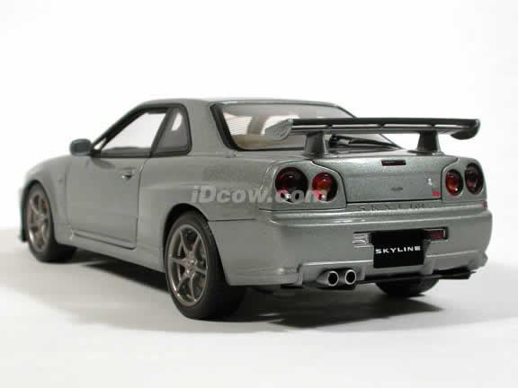 1999 Nissan Skyline GTR V-SPEC II diecast model car 1:18 scale die cast by AUTOart - Silver