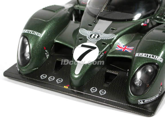 2003 Bentley Speed 8 diecast model car 1:18 scale #7 Le Mans Winner by AUTOart