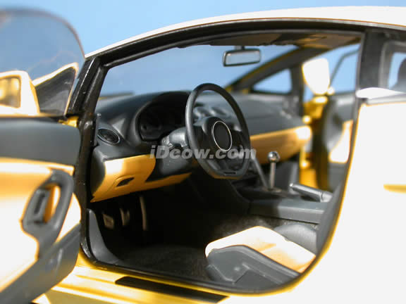 2004 Lamborghini Gallardo diecast model car 1:18 scale die cast by AUTOart - Yellow