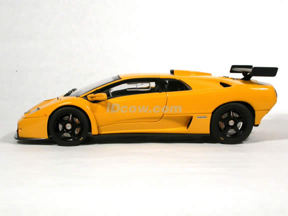 2000 Lamborghini Diablo GTR diecast model car 1:18 scale die cast by AUTOart - Yellow