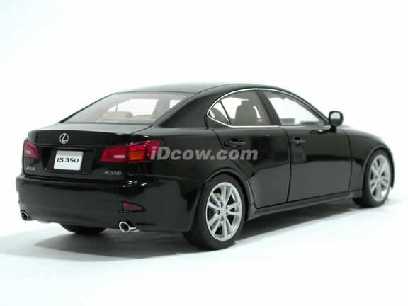 2006 Lexus IS 350 diecast model car 1:18 scale die cast by AUTOart - Black 78812