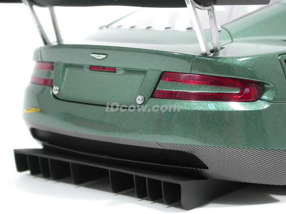 2005 Aston Martin DBR9 diecast model car 1:18 scale die cast by AUTOart - Green 80503