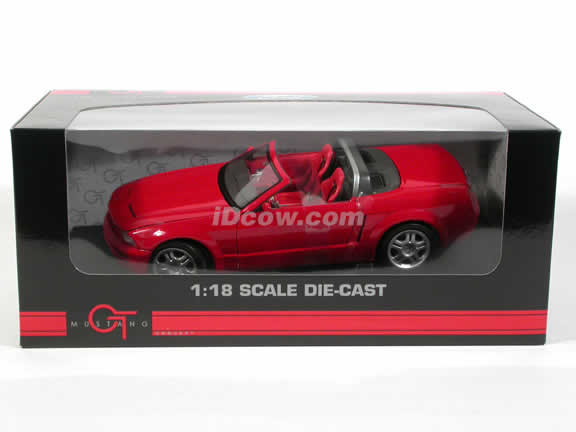 2005 Ford Mustang GT Convertible Concept diecast model car 1:18 die cast by Beanstalk Group - Red