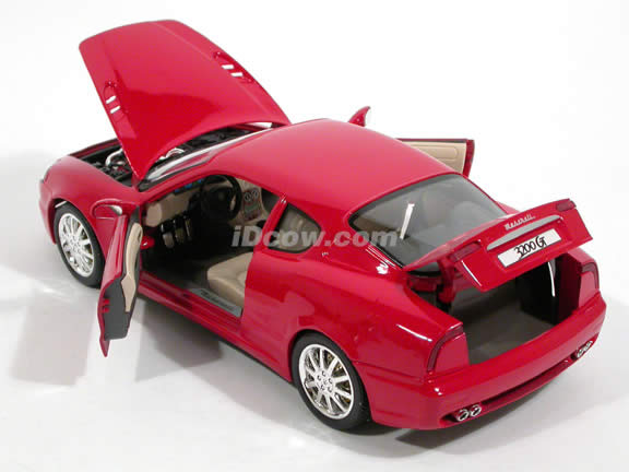 2002 Maserati 3200GT diecast model car 1:18 scale die cast by Bburago - Red Coupe