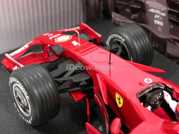 2008 Ferrari Formula One F1 diecast model car 1:18 scale #1 Kimi Raikkonen by Hot Wheels - L8781