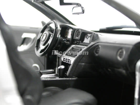2009 Nissan GT-R diecast model car 1:18 scale die cast by Jada Toys - Silver 92194