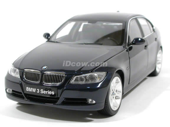 2009 BMW 330i diecast model car 1:18 scale die cast from Kyosho - Navy Blue