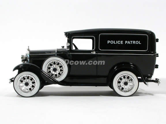 1931 Ford Panel Car Police Car diecast model car 1:18 scale die cast by Signature Models - Black