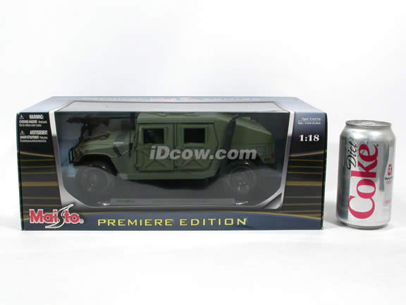1991 Hummer Military Humvee diecast model car 1:18 scale die cast by Maisto - Green