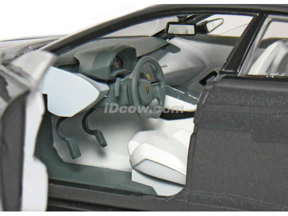 2009 Lamborghini Estoque diecast model car 1:18 scale die cast by Mondo Motors - Metallic Grey
