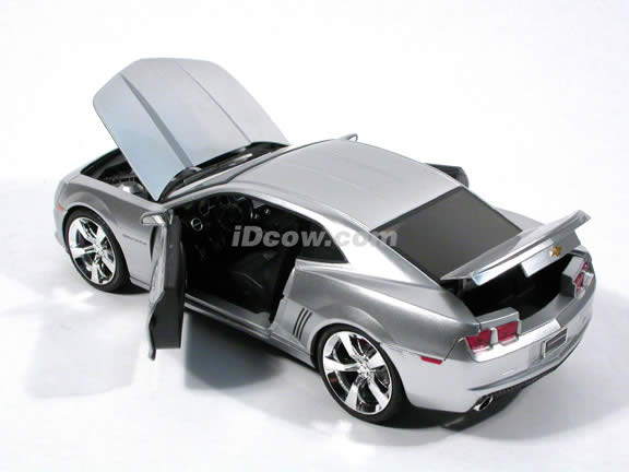 2010 Chevy Camaro SS diecast model car 1:18 scale die cast by Jada Toys - Silver