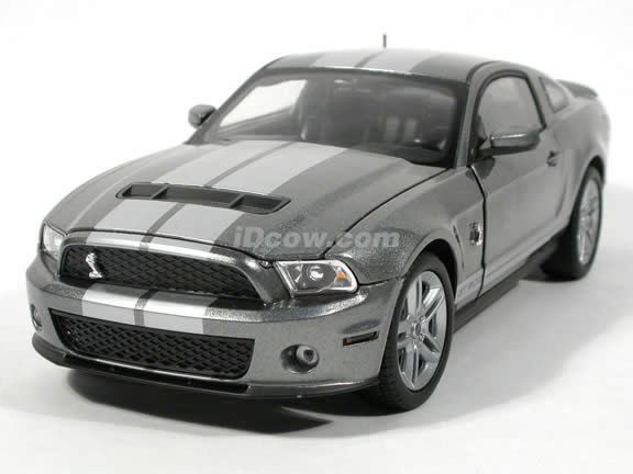 2010 Ford Shelby Mustang GT500 diecast model car 1:18 die cast by Shelby Collectibles - Metallic Grey