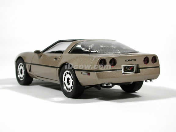 1984 Corvette model die cast car 1:18 diecast by Ertl - Metallic Gold 