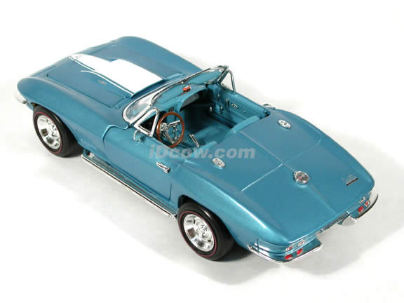 1967 Chevrolet Corvette L-88 diecast model car 1:18 scale die cast by Ertl 1 of 2500 - Blue