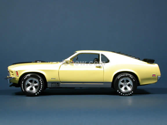 1970 Ford Mustang Mach 1 Yellow diecast model car 1:18 scale die cast by Ertl 1 of 2500 - Yellow