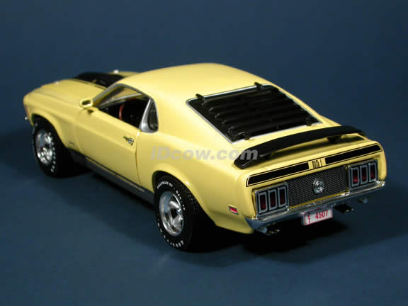 1970 Ford Mustang Mach 1 Yellow diecast model car 1:18 scale die cast by Ertl 1 of 2500 - Yellow