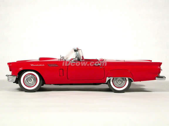1957 Ford Thunderbird diecast model car 1:18 scale die cast by Precesion Collection 100 ERTL - Red