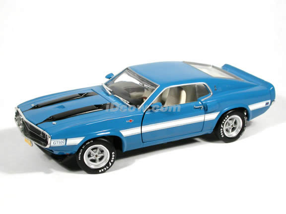1970 Shelby GT500 Mustang diecast model car 1:18 scale die cast by Ertl - Blue