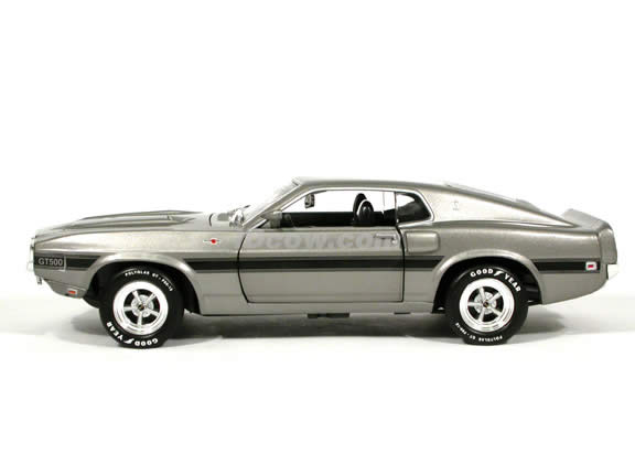 1969 Ford Mustang Shelby GT-500 diecast model car 1:18 scale die cast by Ertl - Dark Grey