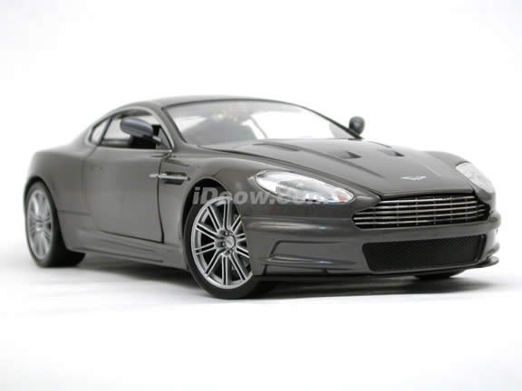 2006 Aston Martin DBS James Bond Casino Royale diecast model car 1:18 scale die cast by Ertl - 33858
