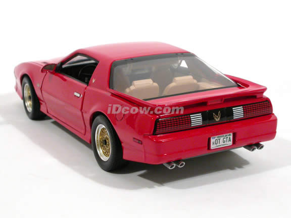 1989 Pontiac Trans Am diecast model car 1:18 scale die cast by GreenLight Collectibles - Red