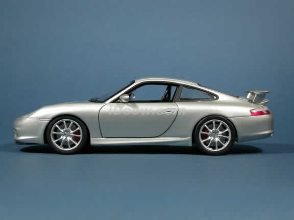 2004 Porsche GT3 diecast model car 1:18 scale die cast by Hot Wheels - Silver