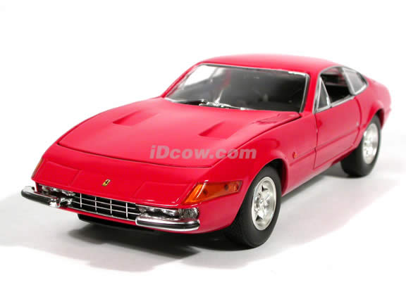1970 Ferrari 365 Daytona diecast model car 1:18 scale GTB/4 by Hot Wheels - Red