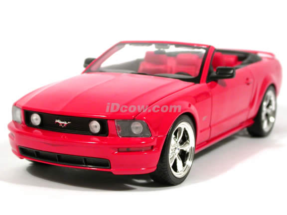 2005 Ford Mustang GT diecast model car 1:18 scale convertible by Hot Wheels - Red Convertible