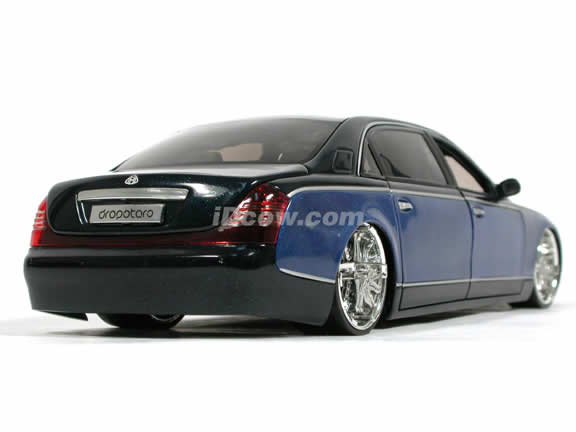 2005 Maybach 62 Dropstar diecast model car 1:18 scale diecast by Hot Wheels - Metallic Blue h2261