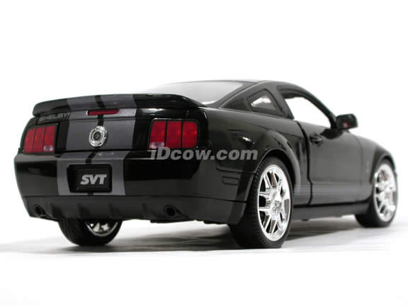 2007 Ford Mustang Shelby GT500 diecast model car 1:18 scale die cast by Hot Wheels - Black J2866