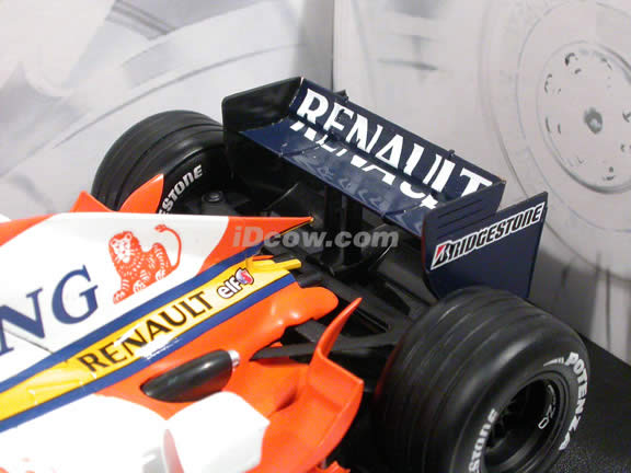 2007 Renault Formula One F1 R27 #3 Giancarlo Fisichella diecast model car 1:18 scale die cast by Hot Wheels - K6631