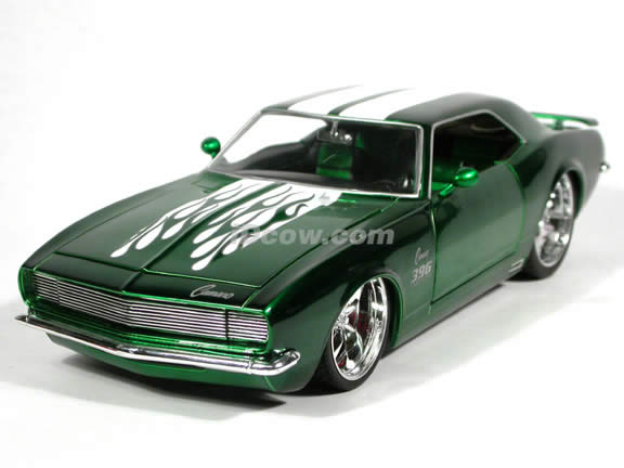 1968 Chevrolet Camaro diecast model car 1:18 scale die cast from Dub City BigTime Muscle Jada Toys - Candy Green