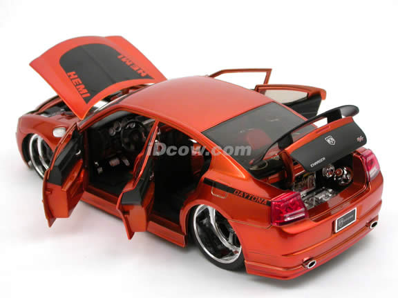 2006 Dodge Charger R/T diecast model car 1:18 scale die cast by Jada Toys Bigtime Muscle - Copper Orange 90792