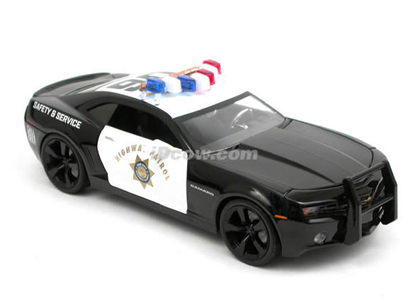 2006 Chevy Camaro Concept Police Car diecast model car 1:18 scale die cast by Jada Toys DUB CITY HEAT - 91461